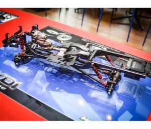 Boom Racing châssis 4x4 4WD 1/10 carrosserie ABS LC70 BR8002