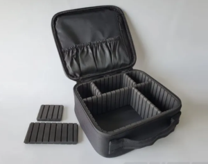 ETUI RIGIDE POUR CHARGEUR