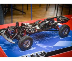 Boom Racing châssis 4x4 4WD 1/10 carrosserie ABS LC70 BR8002