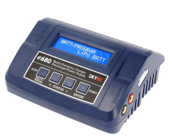 Sky RC Chargeur  e680 AC/DC LiPo 1-6s 10A 80W - SK-100149-03